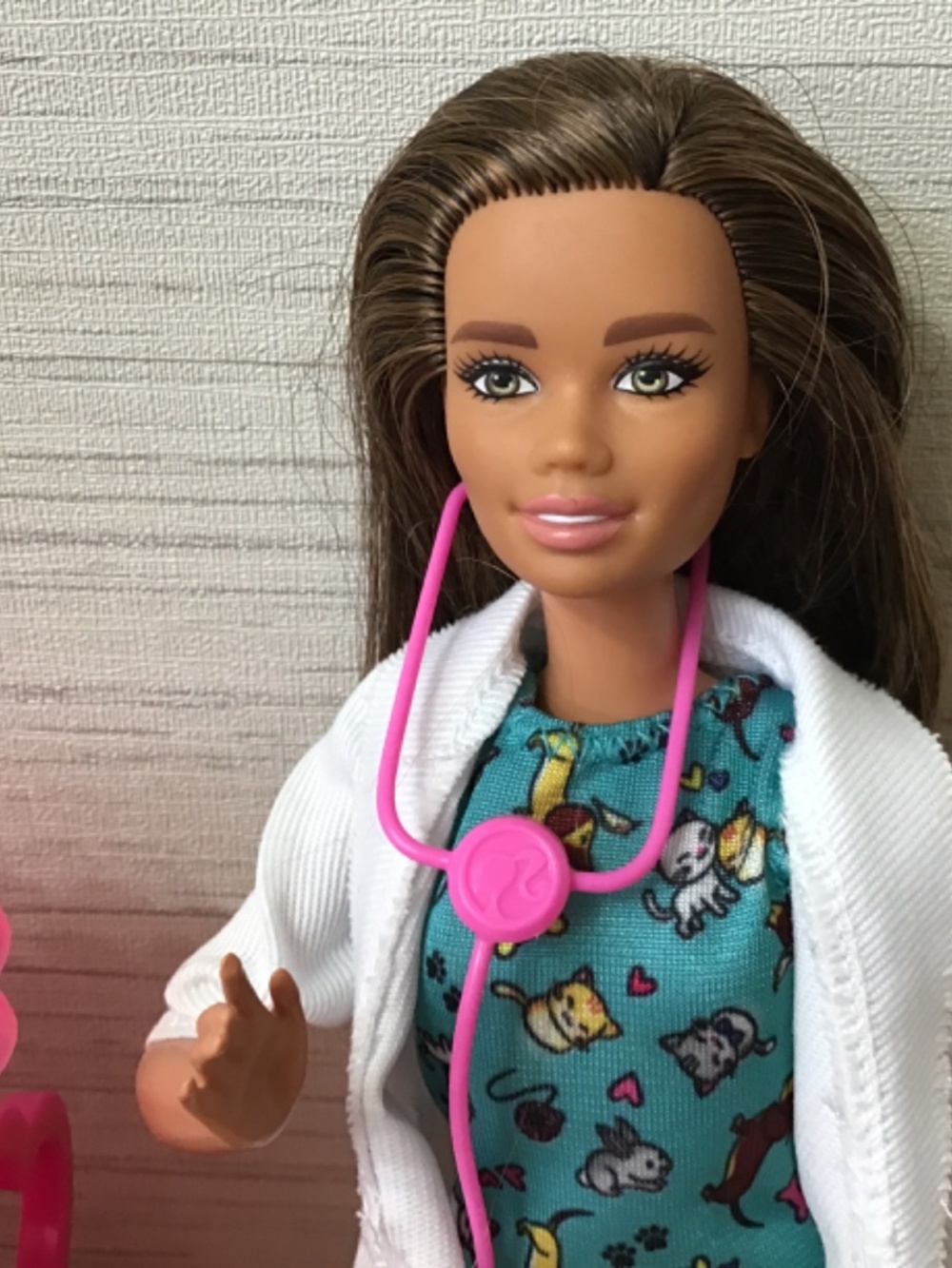 Barbie Doll and Kittens - Picture 4 of 15